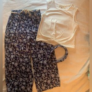 Btween Navy and White Floral Three-Piece Set